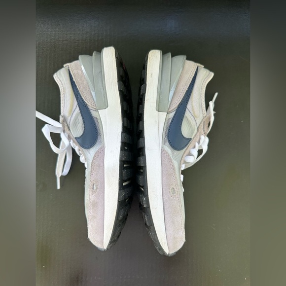 Nike Waffle One GS Size 6Y Violet Frost. - Picture 7 of 8